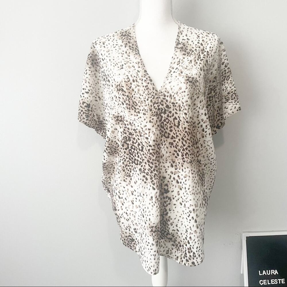 Philosophy white leopard dolman short sleeve blouse top size medium